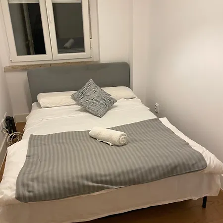 Διαμέρισμα Charming 2 Bedroom Next To Jardim Da Estrela, Lisboa